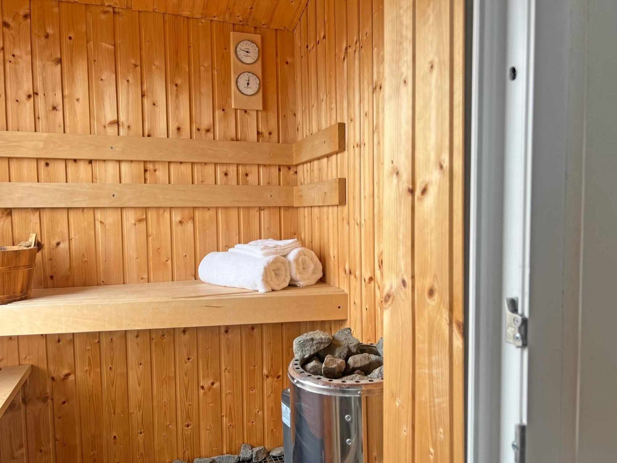 Astrid Sauna Appartement Антверпен Экстерьер фото